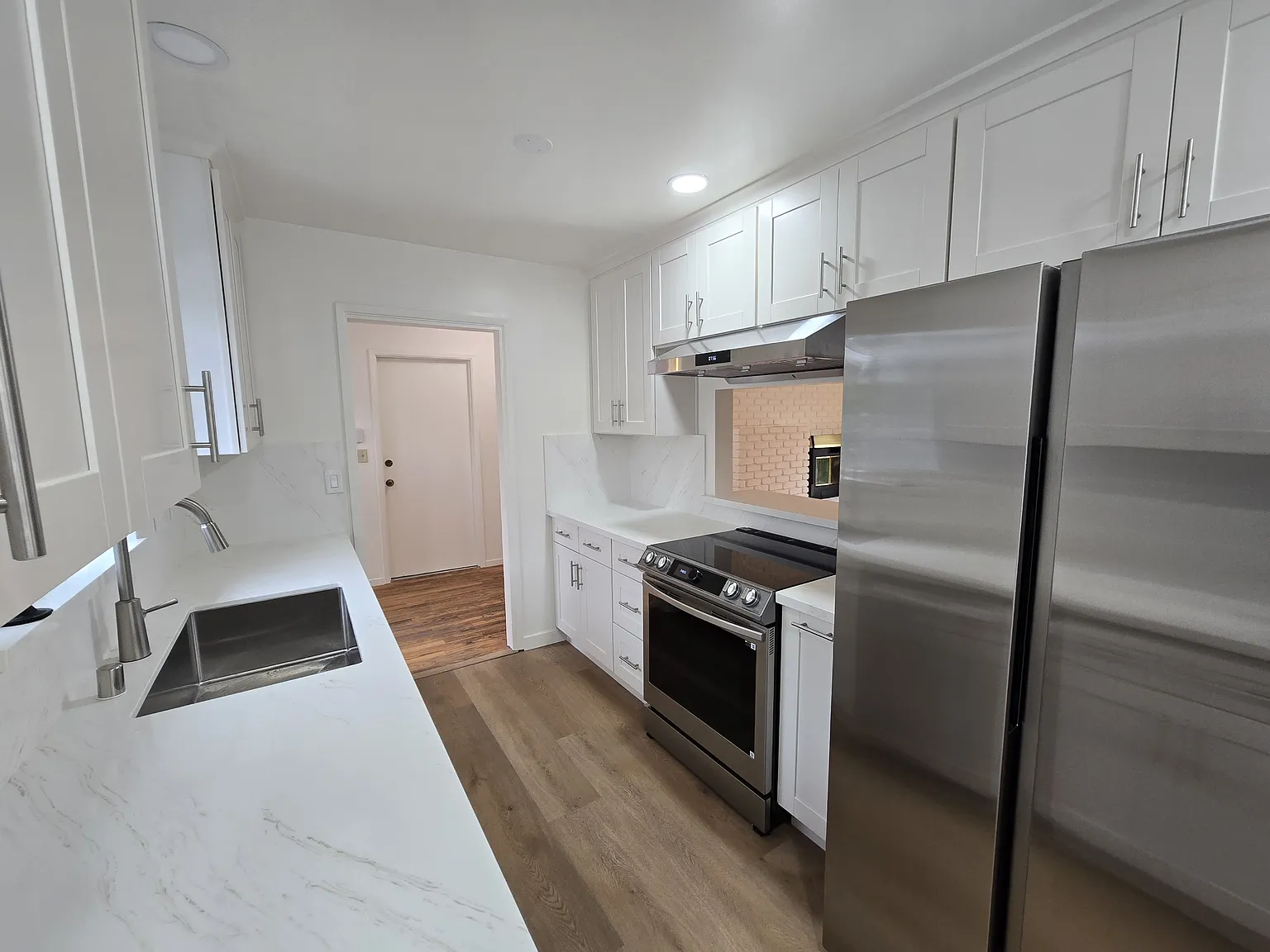 3 bed, 1540 sqft, $6,500 — Photo 4