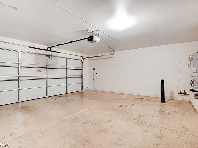 9317 Mountain Cliffs Ave — Photo 39