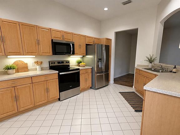 3rd image of 39905 BAYVIEW DRIVE