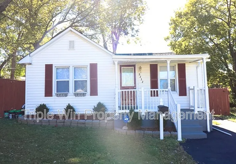 9232 Bristol Ave — Photo 1