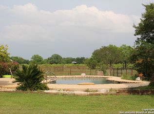 16080 Kinney Rd, Von Ormy, TX 78073
