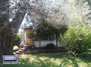 1461 Reckinger Rd, Aurora, IL 60505