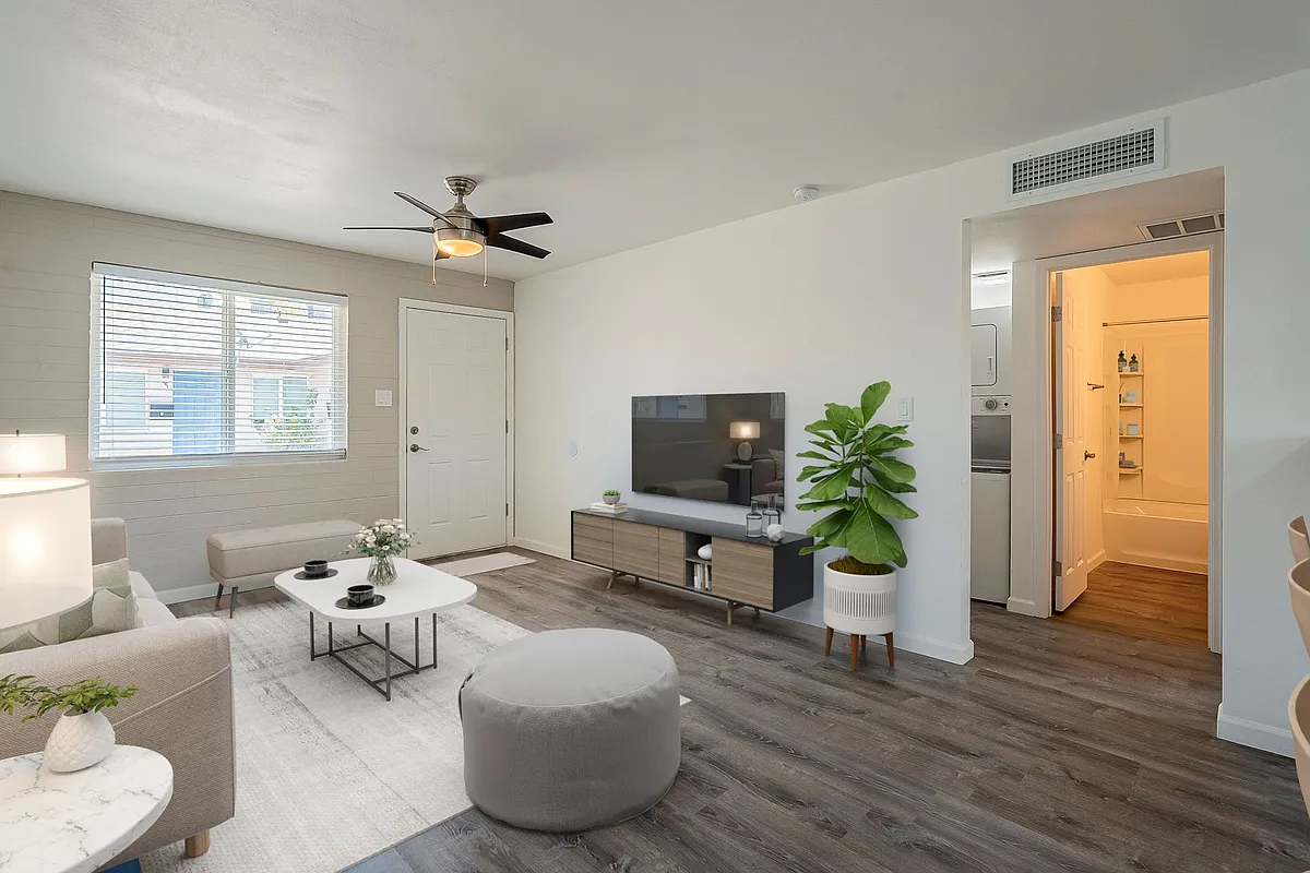 Building Photo - 3515 W Rovey Ave #1