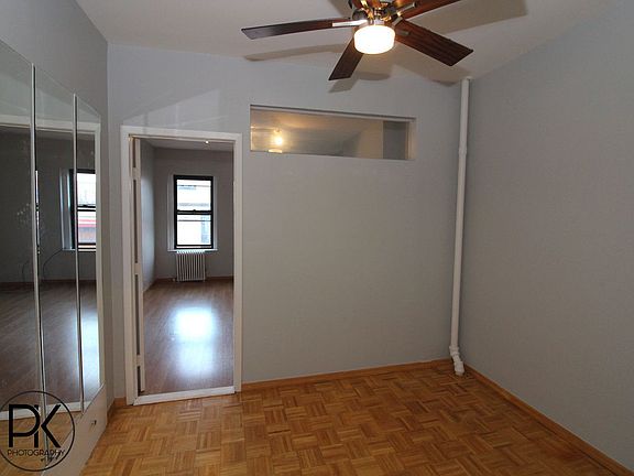 3rd image of 735 Manhattan Ave APT 3L