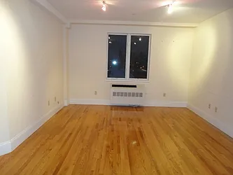 Rented by Urban Realty NYC