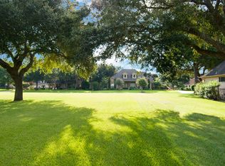 5435 Windrush St, Weston Lakes, TX 77441