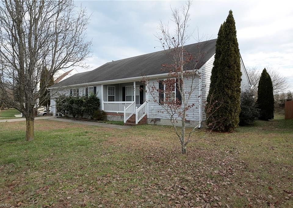 1st image of 103 Old Treybrooke Dr