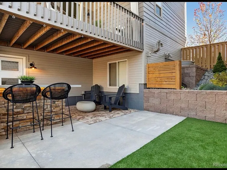 3401 Cranston Cir — Photo 20