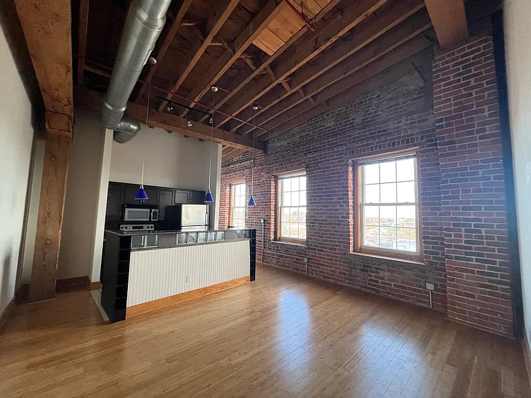 Southern Stove Lofts — Photo 11