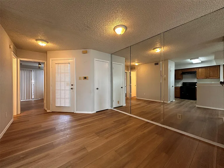 3416 Country Club Dr W #123 — Photo 13