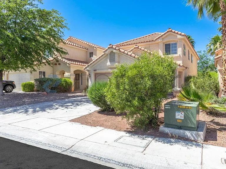 8316 Sky Canyon Ct — Photo 3
