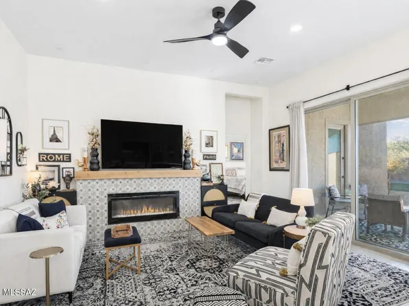 13275 N Stonecrop Ln, Tucson, AZ 85755