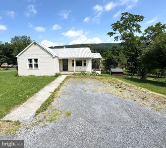 5367 Old Stage Rd, Mc Clure, PA, 17841