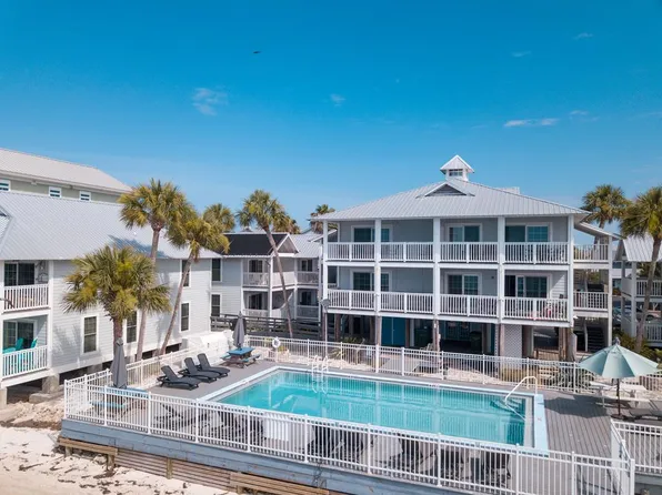 550 1st St UNIT 103, Cedar Key, FL 32625