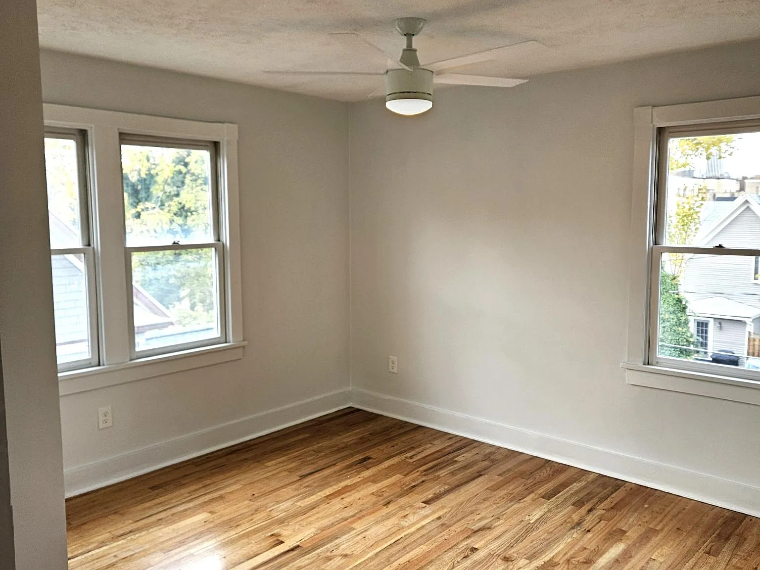 2 bed, $1,600 — Photo 4