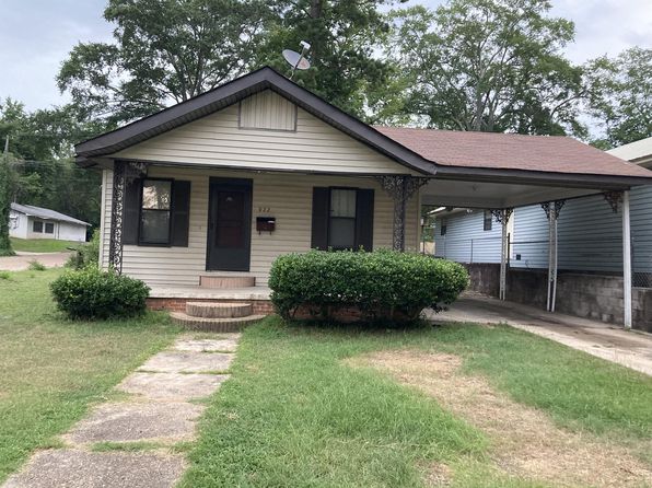 922 W Cedar St