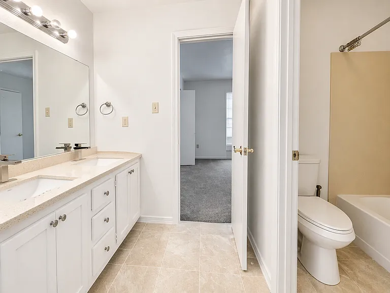 6212 Stumberg Ln #308 — Photo 2