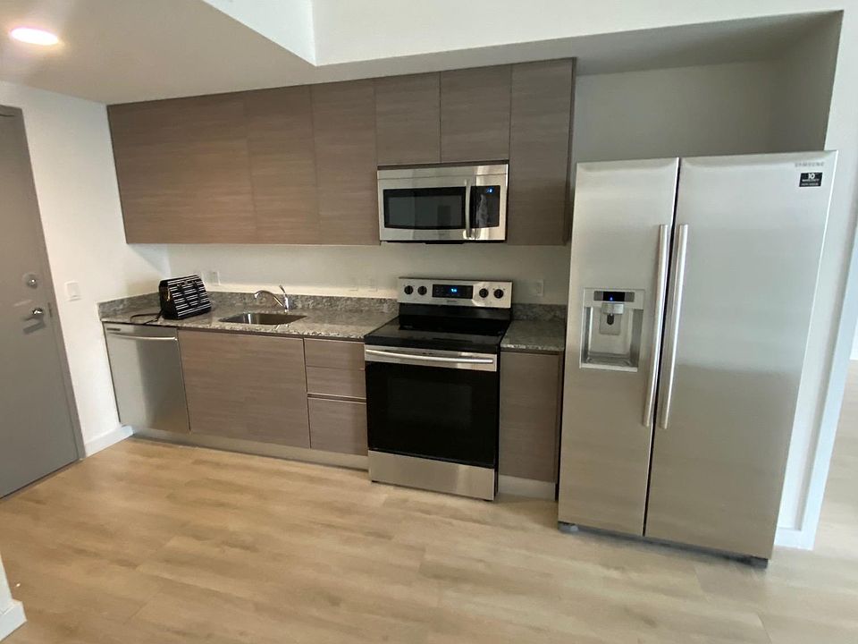 1st image of 1502 NE Miami Pl #2204