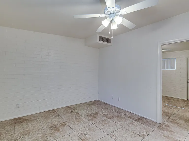 1809 E Virginia Ave — Photo 10