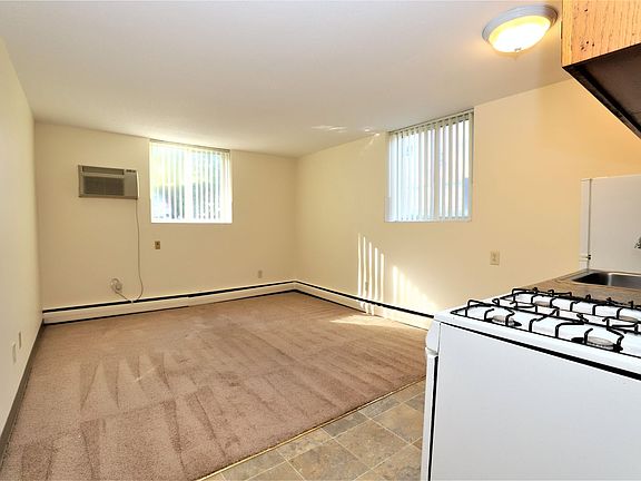 5th image of 6610 Queen Ave S #470