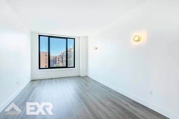 Rented by EXR | media 2