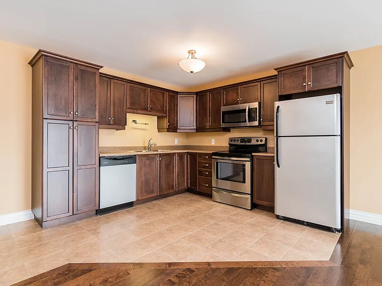 55 Primrose Ln — Photo 3