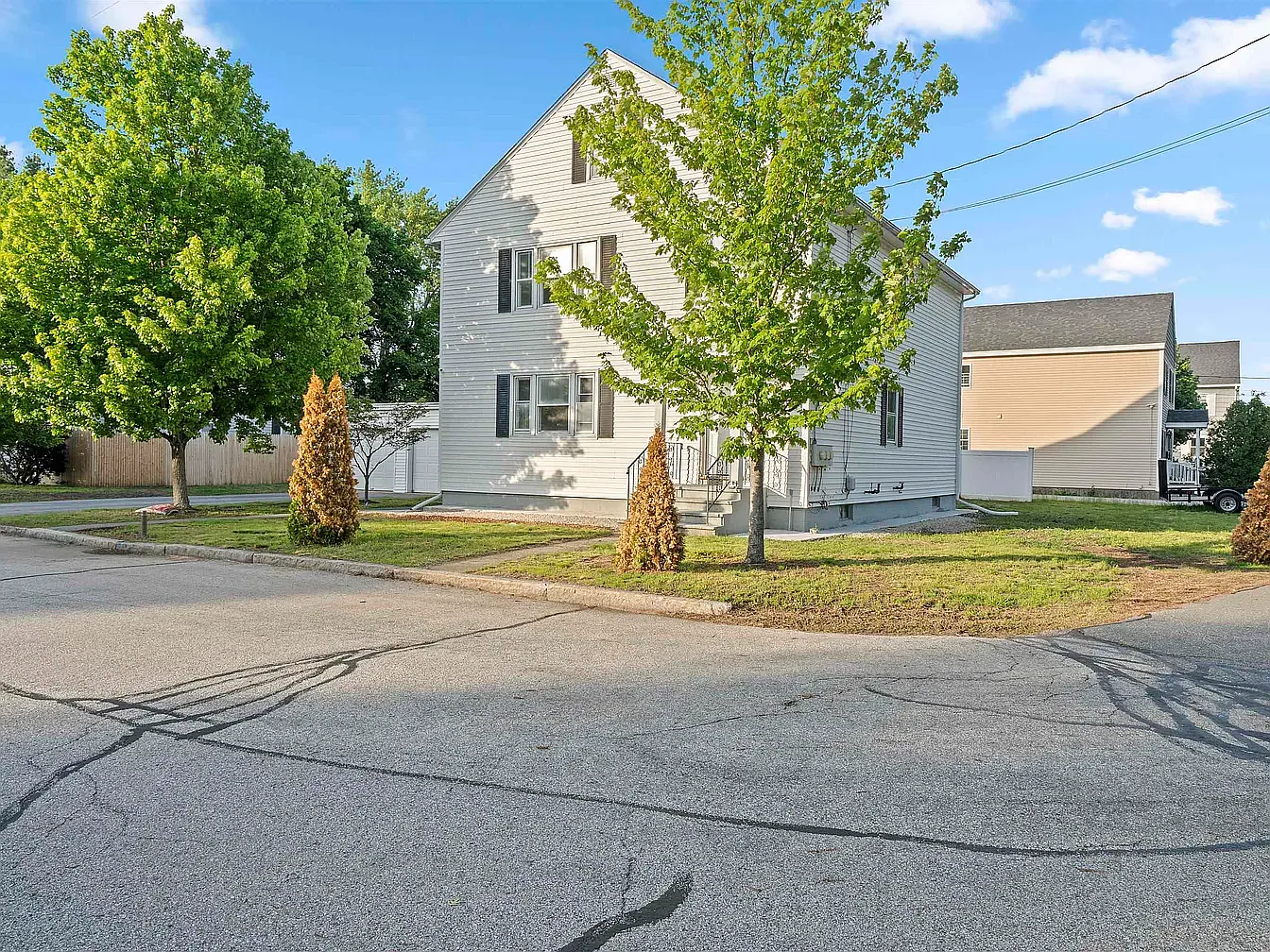 3 bed, 1500 sqft, $2,700 — Photo 1