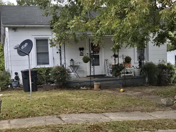 806 Hughes St, Danville, VA 24541