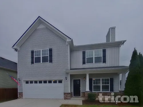 1107 Selous Dr Photo 1