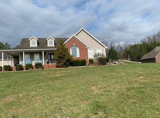 228 Fox Trail Rd, Manchester, KY 40962