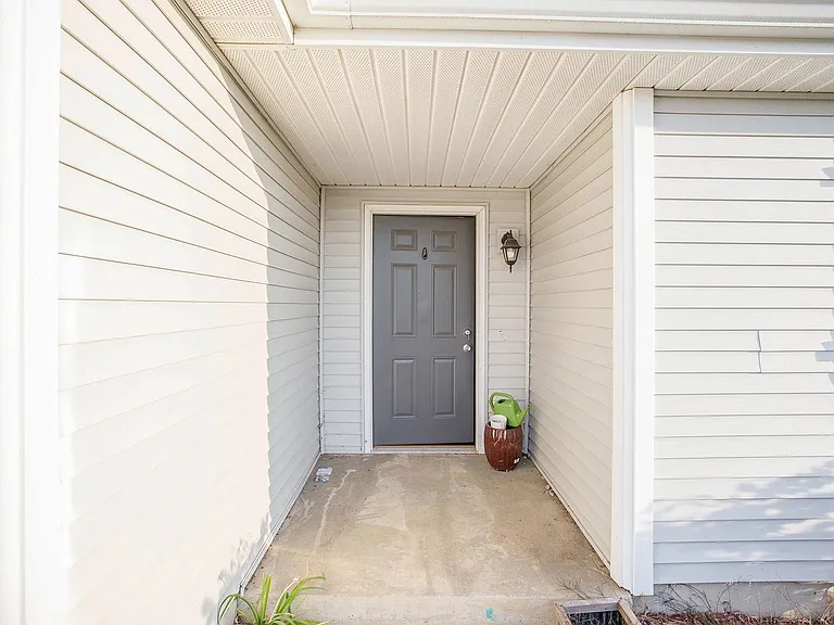 8131 Lausen Ln — Photo 8