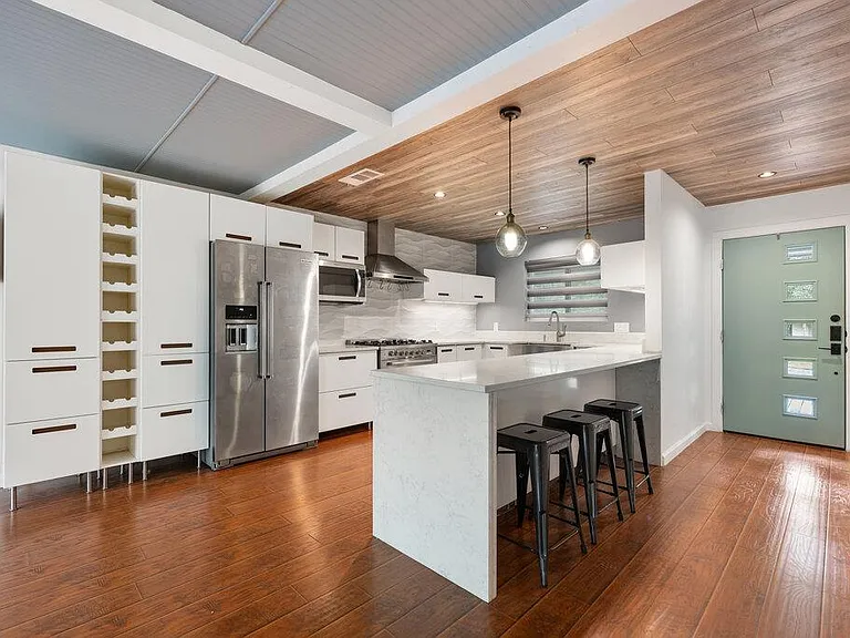 1003 Minda Dr — Photo 8