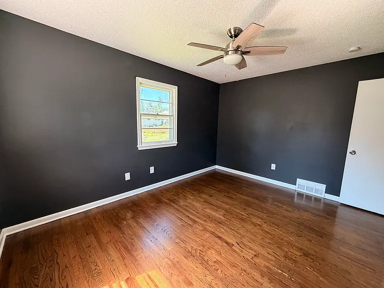 513 Bonnie Ave — Photo 15