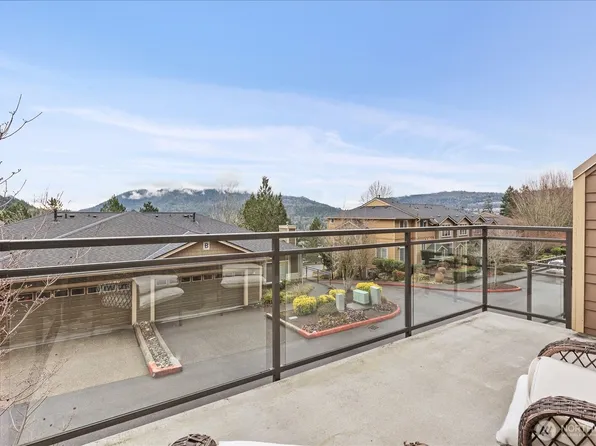 23300 SE Black Nugget Road #D3, Issaquah, WA 98029