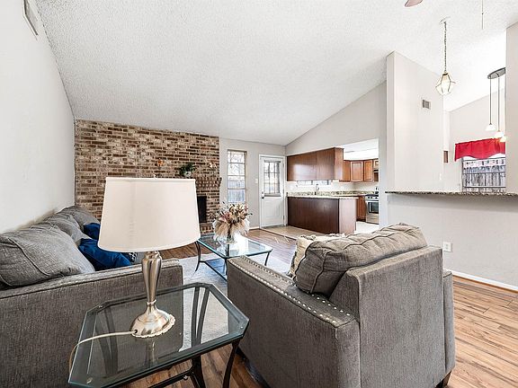 3rd image of 23903 Creek Ridge Dr