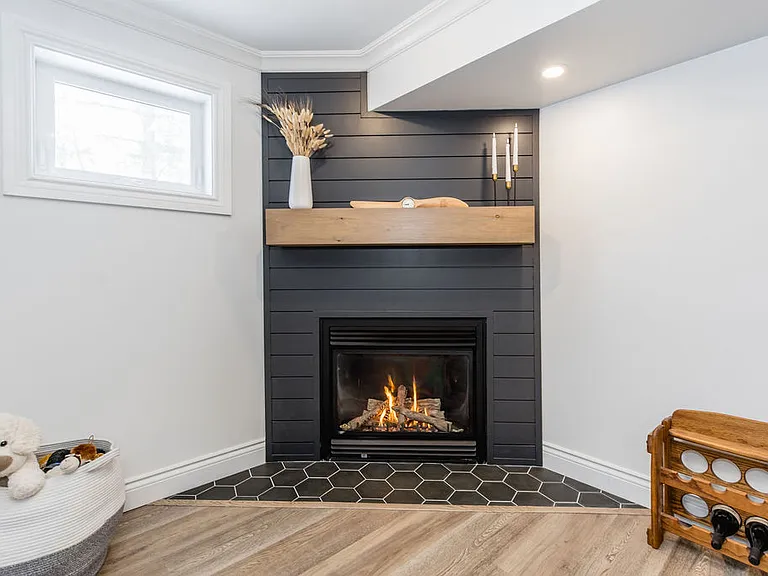 15 Sugarbush Rd — Photo 17