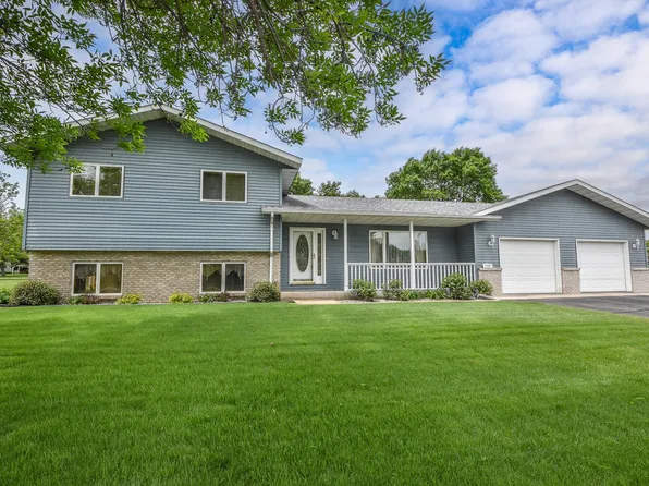 2407 Tranquility Dr, Saint Cloud, MN 56301