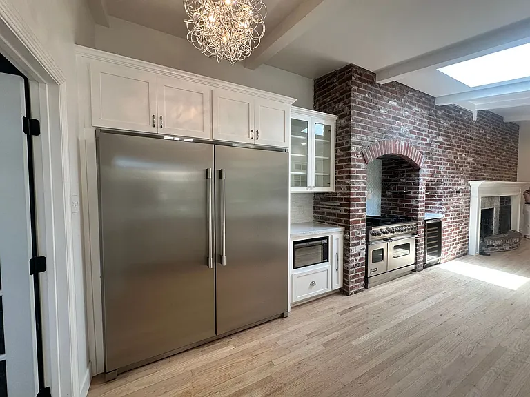 1531 W Laurel Ave — Photo 16