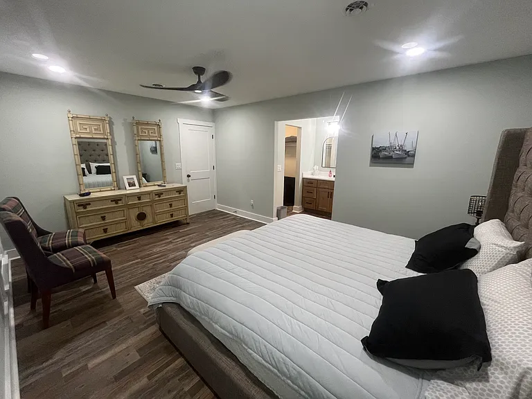 541 S Shore Dr — Photo 18