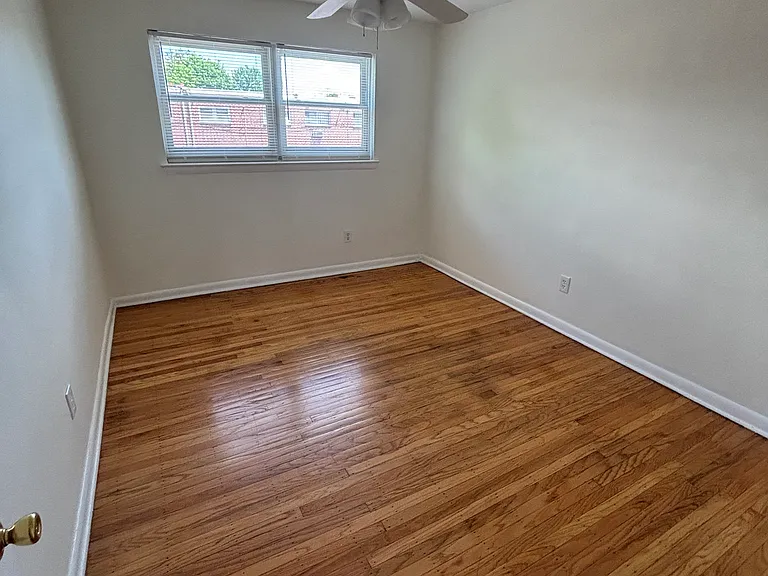 321 Chapel Ave #B — Photo 5