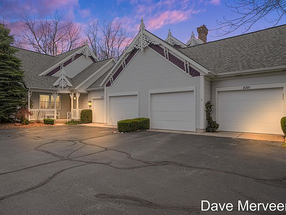 2nd image of 8279 Wallinwood Springs Dr