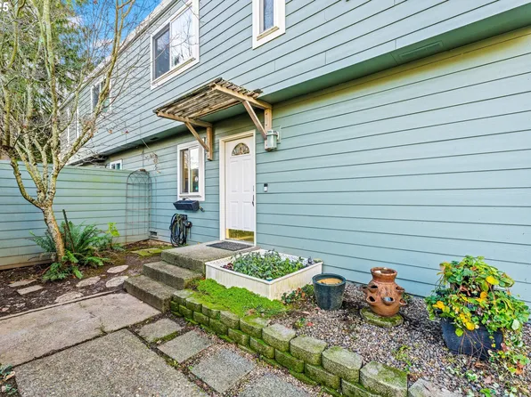 14825 SW 106th Ave, Tigard, OR 97224