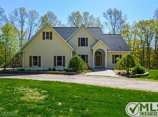 3217 Riverwalk Dr, Saugatuck, MI 49453