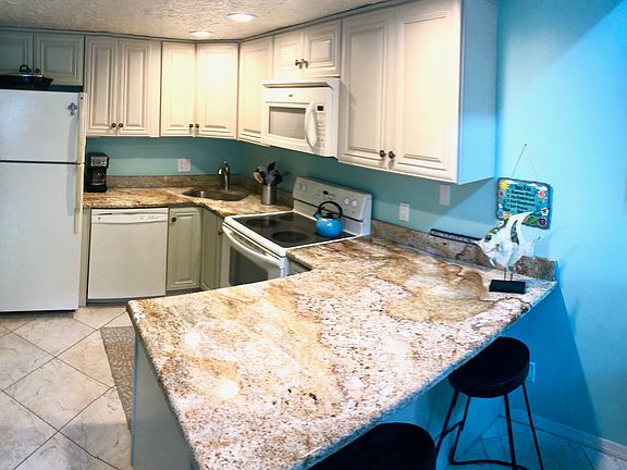 2nd image of 8600 Ridgewood Ave #1312