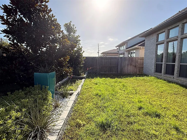 29843 Beth Terrace Ln — Photo 38