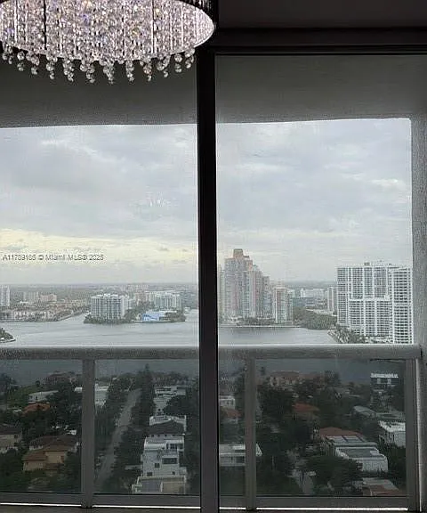 18911 Collins Ave #2804 — Photo 18