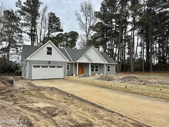 2nd image of 148 A Coinjock Canal Road