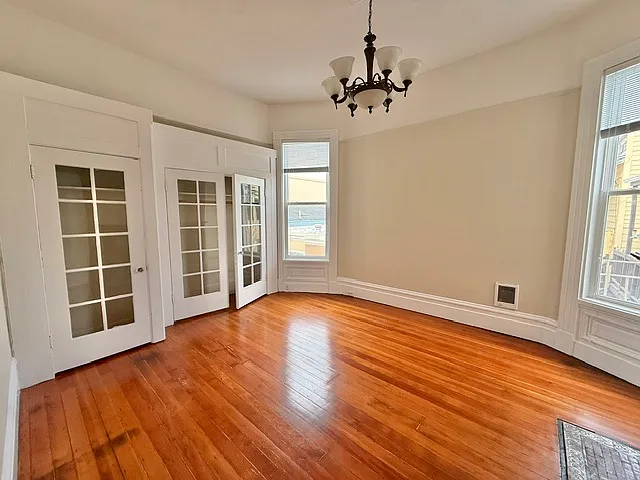 2275 Sutter St #10 — Photo 7