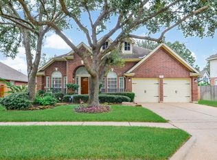 8218 Summer Reef Dr, Houston, TX 77095