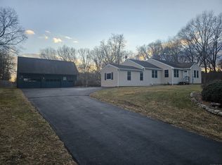 198 Peake Brook Rd, Woodstock, CT 06281